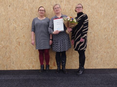 Vuoden kotitalousopettaja Elina Nuorva on erityisosaaja, sydämellinen pedagogi ja arjen taitojen vahva puolustaja